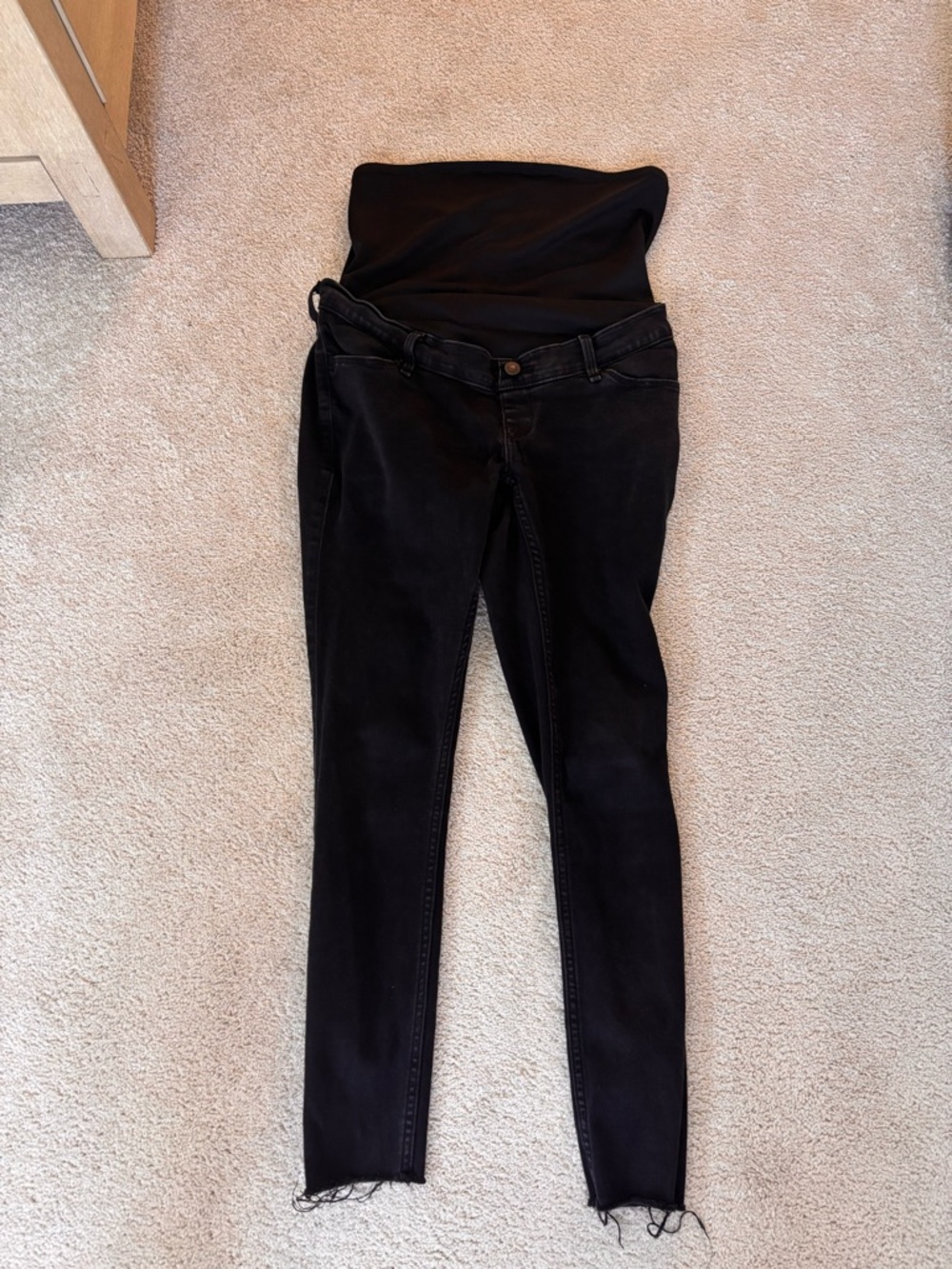 Abercrombie & Fitch Black Maternity Jean Legging size 4s / 27